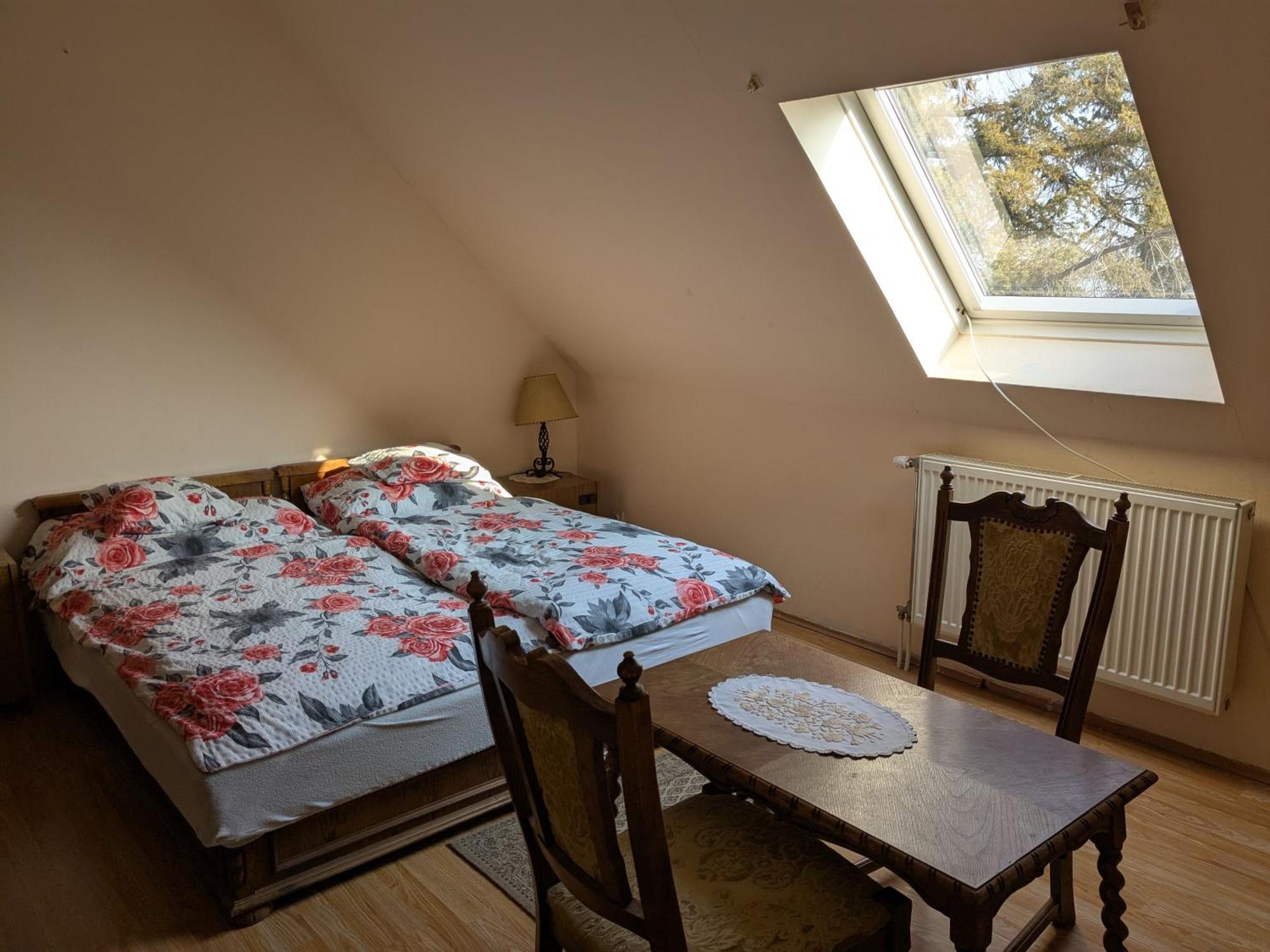 Valeria Vendeghaz Budakalász Quarto foto